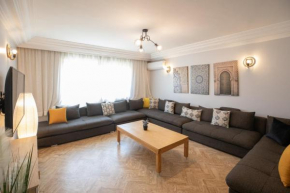 3 Lovely Bedrooms and Balcony in Central Casablanca